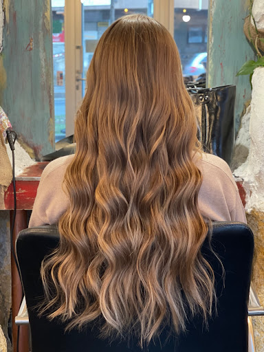 BE.you.TIFUL Love your Body & Hair Friseur Fadi In Innsbruck