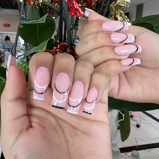 Gilroy Nails image