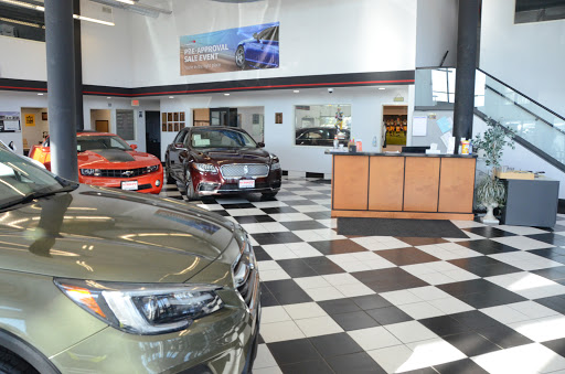 Used Car Dealer «Schoepp Motors Northeast», reviews and photos, 1518 N Stoughton Rd, Madison, WI 53704, USA