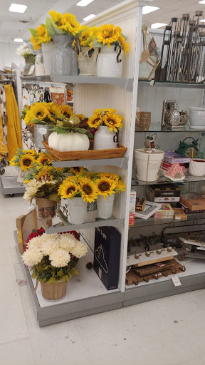 Department Store «Marshalls», reviews and photos, 1989 Front St, East Meadow, NY 11554, USA