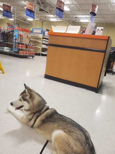 Pet Supply Store «PetSmart», reviews and photos, 5890 Trussville Crossings Pkwy, Birmingham, AL 35235, USA