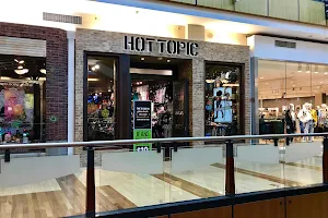 Hot Topic image