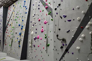 New Jersey Rock Gym image