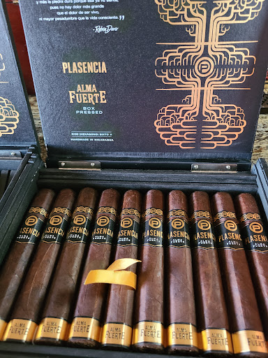 Cigar Shop «Rivercity Cigar & Brew», reviews and photos, 1990 S Frontage Rd, Vicksburg, MS 39180, USA