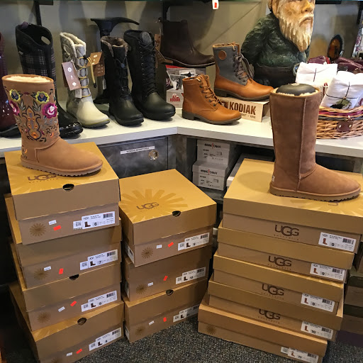 Shoe Store «Sven Factory Outlet Store», reviews and photos, 10000 Lake Blvd, Chisago City, MN 55013, USA