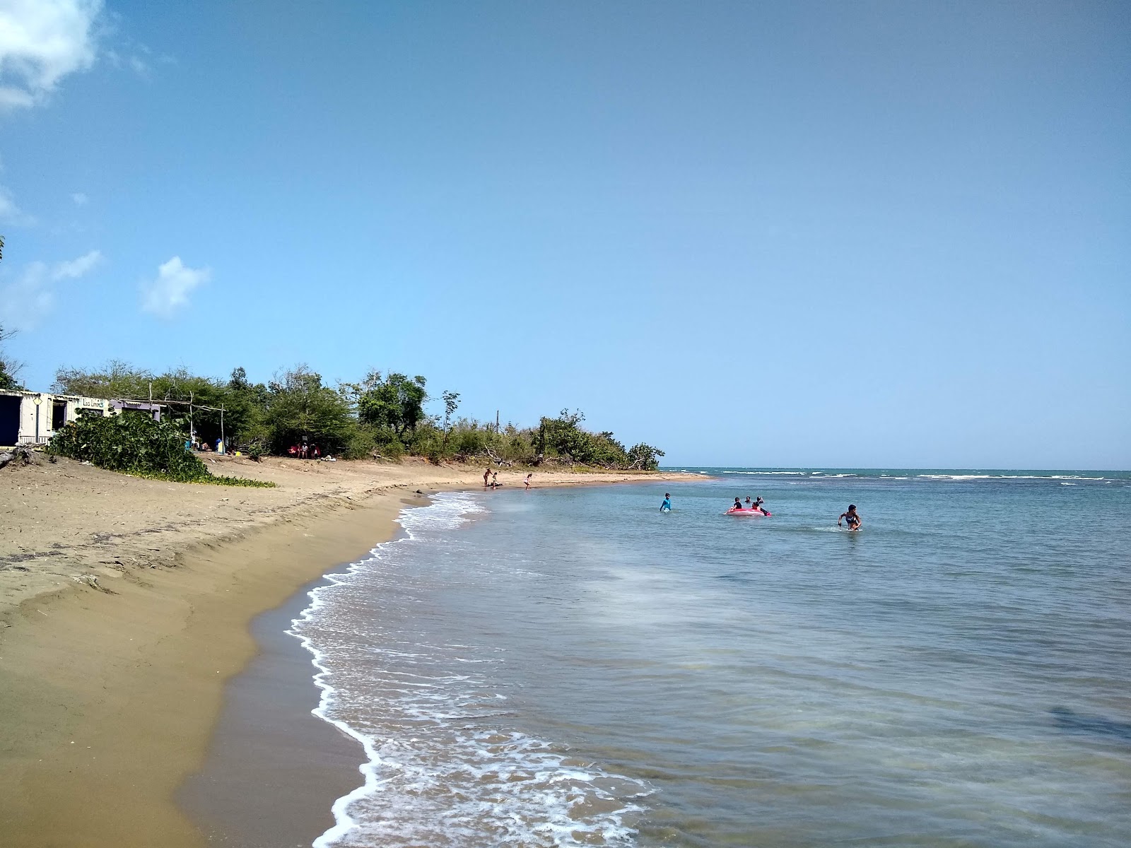 Fotografija Playa Los Limones z svetel pesek površino