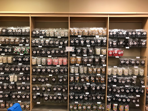 Outlet Mall «Tanger Outlet Tilton», reviews and photos, 120 Laconia Rd, Tilton, NH 03276, USA