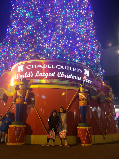 Clothing Store «GUESS Factory», reviews and photos, 100 Citadel Dr Suite 600, Commerce, CA 90040, USA