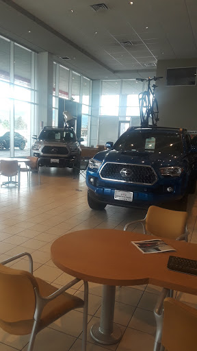 Car Dealer «Grants Pass Toyota», reviews and photos, 375 Redwood Hwy, Grants Pass, OR 97527, USA