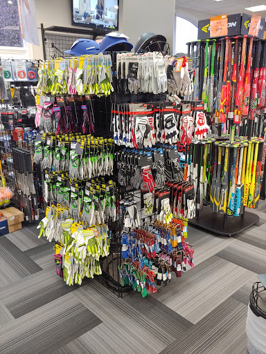 Sporting Goods Store «Play It Again Sports Evansville», reviews and photos, 6219 Vogel Rd #104, Evansville, IN 47715, USA
