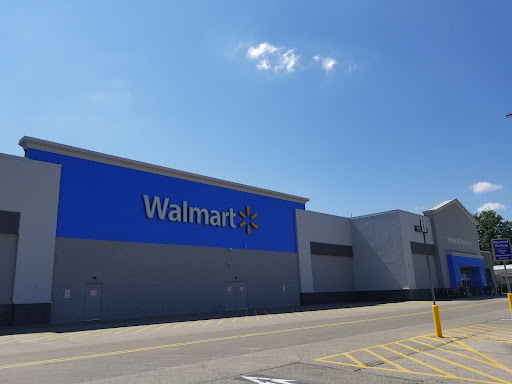 Department Store «Walmart Supercenter», reviews and photos, 1815 E Ohio Pike, Amelia, OH 45102, USA
