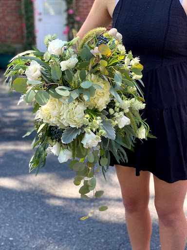 Florist «Flowers By Snellings», reviews and photos, 23 N Braddock St, Winchester, VA 22601, USA