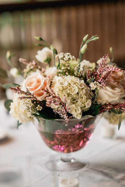 Blossom And Bee Floral And Event Design