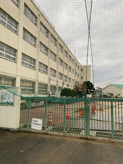 高槻市立南大冠小学校