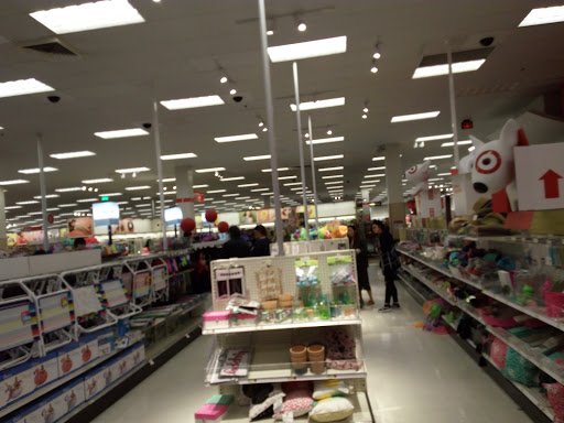 Shopping Mall «West Hollywood Gateway», reviews and photos, 7100 California Route 2, Los Angeles, CA 90046, USA