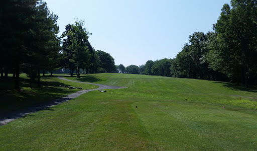 Golf Course «Crestbrook Golf Course», reviews and photos, 834 Northfield Rd, Watertown, CT 06795, USA