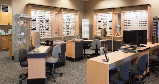Eye Care Center «AccuVISION», reviews and photos, 2183 N Illinois 83, Round Lake Beach, IL 60073, USA