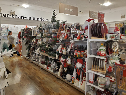 Department Store «HomeGoods», reviews and photos, 2731 N Elston Ave, Chicago, IL 60647, USA