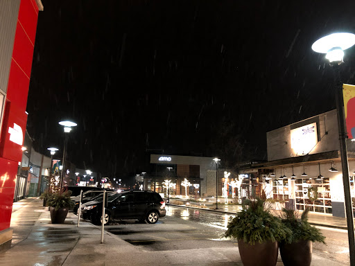 Sportswear Store «lululemon», reviews and photos, 574 N Midvale Blvd, Madison, WI 53705, USA