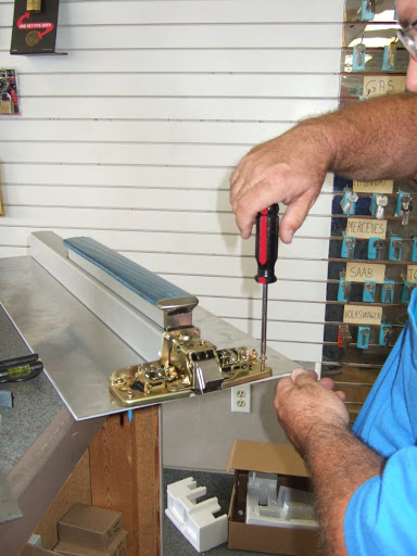 Locksmith «Arrow Locksmith Co», reviews and photos, 6004 S Orange Ave, Orlando, FL 32809, USA