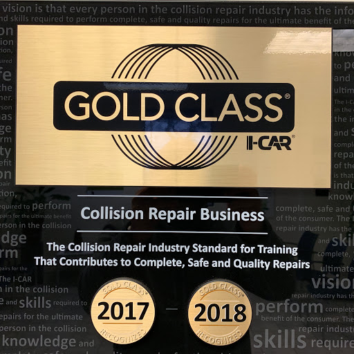 Auto Body Shop «Fix Auto Chicago», reviews and photos, 4700 W Fullerton Ave, Chicago, IL 60639, USA