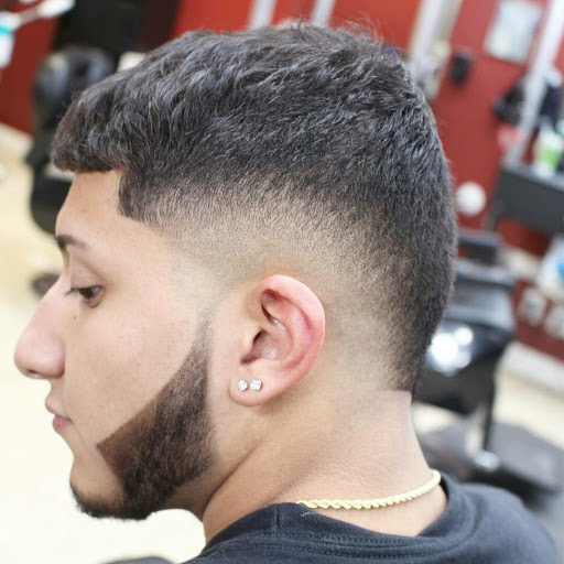 Barber Shop «kings of blades barber shop», reviews and photos, 824 Horseblock Road, Farmingville, NY 11738, USA