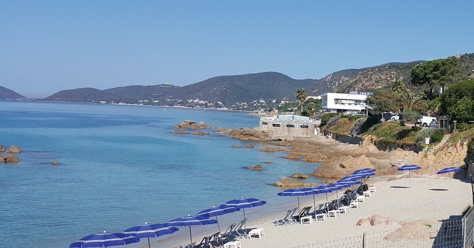 Photo de Scudo beach avec un niveau de propreté de assez propre
