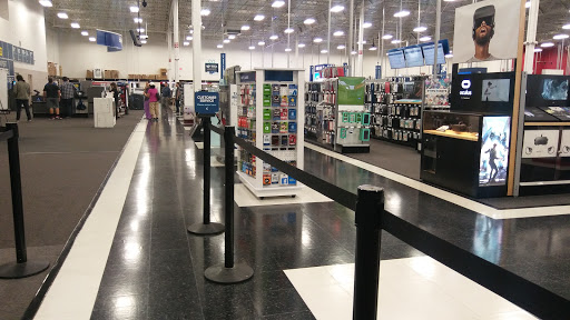 Electronics Store «Best Buy», reviews and photos, 4601 E Colonial Dr, Orlando, FL 32803, USA