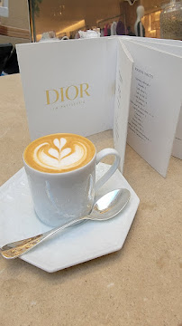 Cappuccino du Café Café Dior à Paris - n°9