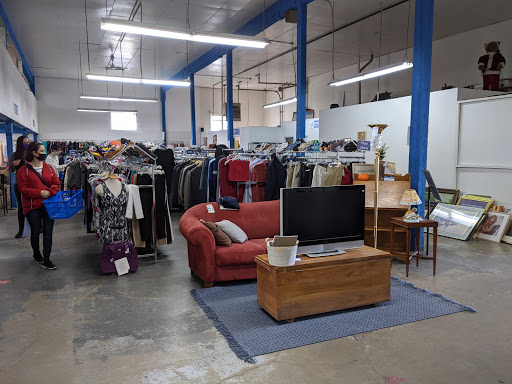 Thrift Store «St. Vincent de Paul Thrift Store», reviews and photos, 4009 S 56th St, Tacoma, WA 98409, USA