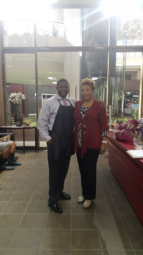 Barber Shop «UpScale Barber Shop», reviews and photos, 1 Galleria Pkwy SE C-122, Atlanta, GA 30339, USA