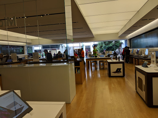Computer Store «Microsoft Store - Stanford Shopping Center», reviews and photos, 186 Stanford Shopping Center, Palo Alto, CA 94304, USA