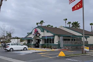 Taco Bell image