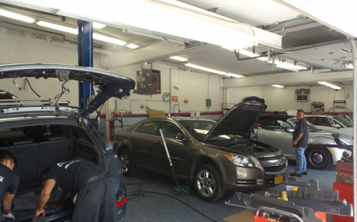 Auto Body Shop «A & B Collision Center», reviews and photos, 65 Hannah St, Staten Island, NY 10301, USA