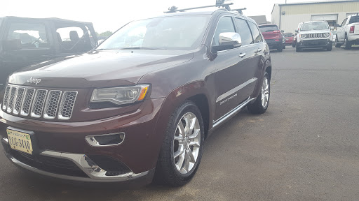 Car Dealer «Safford Chrysler Jeep Dodge Of Fredericksburg», reviews and photos, 5202 Jefferson Davis Hwy, Fredericksburg, VA 22408, USA