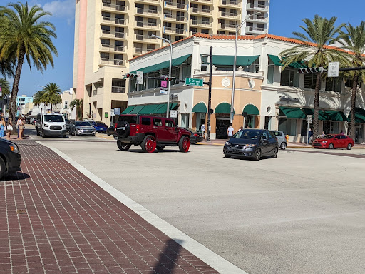 Drug Store «Walgreens», reviews and photos, 501 Collins Ave, Miami Beach, FL 33139, USA