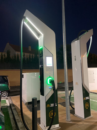 Estaciones de carga de vehículos eléctricos Alicante