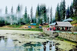 Kamrunag Lake image