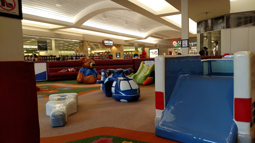 Shopping Mall «River Hills Mall», reviews and photos, 1850 Adams St, Mankato, MN 56001, USA