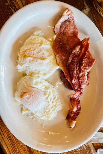 American Restaurant «Cracker Barrel Old Country Store», reviews and photos, 13833 W Hillsborough Ave, Tampa, FL 33635, USA