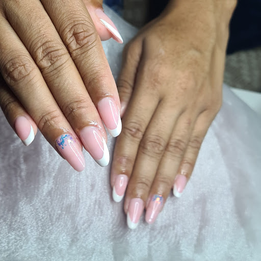 Logo da empresa - Katiane Nails, Manicure e Pedicure