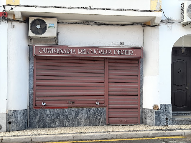 Ourivesaria e Relojoaria Pereira