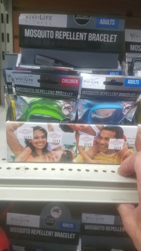 Department Store «Lot-less Closeouts», reviews and photos, 3155 Amboy Rd, Staten Island, NY 10306, USA