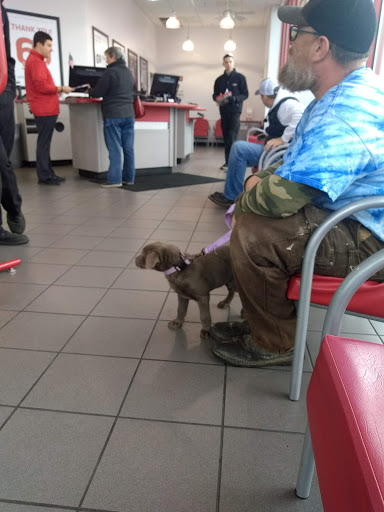 Tire Shop «Discount Tire Store - Eugene, OR», reviews and photos, 4026 W 11th Ave, Eugene, OR 97402, USA