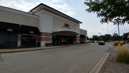 Shoe Store «DSW Designer Shoe Warehouse», reviews and photos, 6971 Grand Ave, Gurnee, IL 60031, USA