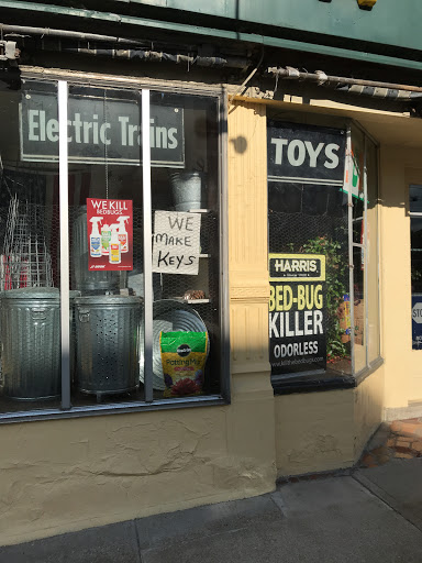 Hardware Store «Landwehr Hardware & Toys», reviews and photos, 826 Madison Ave, Covington, KY 41011, USA