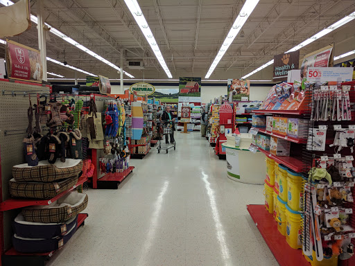 Pet Supply Store «Petco Animal Supplies», reviews and photos, 12801 Chenal Pkwy, Little Rock, AR 72211, USA