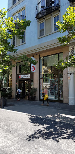 Sportswear Store «lululemon», reviews and photos, 334 Santana Row #1035, San Jose, CA 95128, USA
