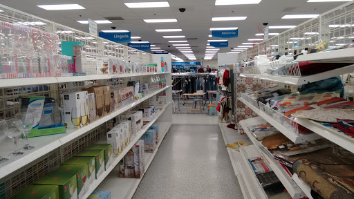 Clothing Store «Ross Dress for Less», reviews and photos, 2327 Street Rd, Bensalem, PA 19020, USA