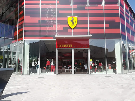 Ferrari Store Scalo Milano